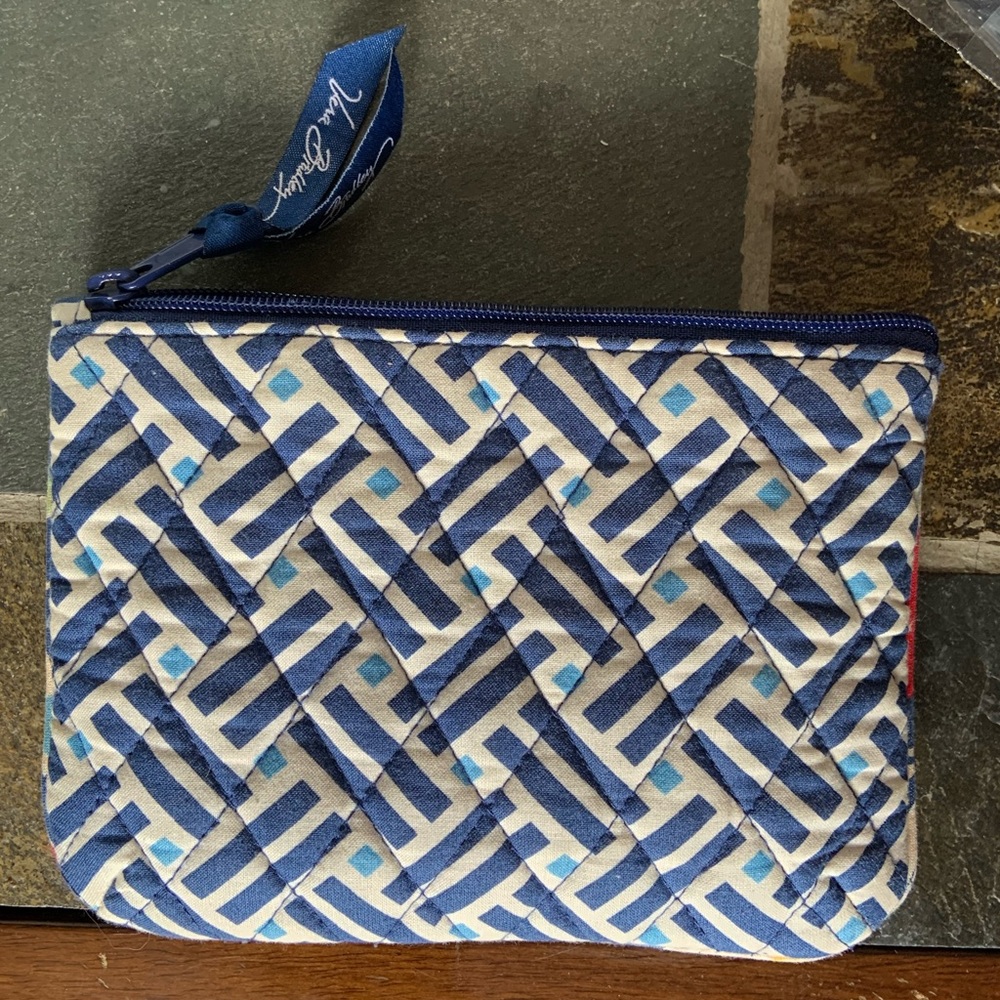 *HARD TO FIND* Summer Cottage Vera Bradley Pouch